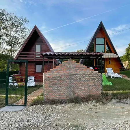 別荘 Brvnara Beli Kamen 2 *