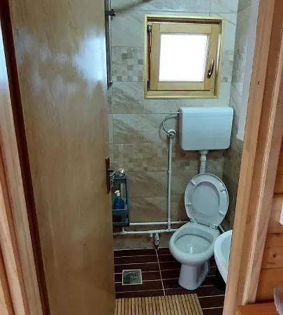 Brvnara Beli Kamen 2 Nyaraló