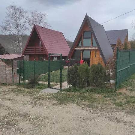 Brvnara Beli Kamen 2 別荘 スレムスカ・ミトロヴィツァ