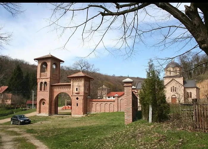 Brvnara Beli Kamen 2 Tatil Evi Sremska Mitrovica